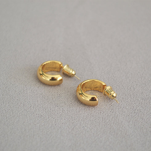 C-Shape Earrings - Zafari Studio Jewelry